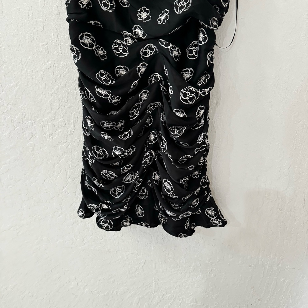 Lush Black White Floral Print Cami Ruched Flutter Mini Dress S - Picture 4 of 12